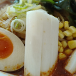 『えん辛味噌らー麺』の大辛950円をオーダー！